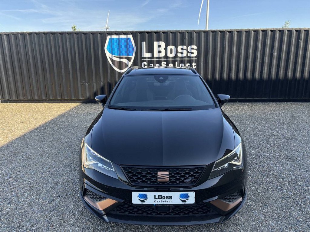 44951889-4.jpg